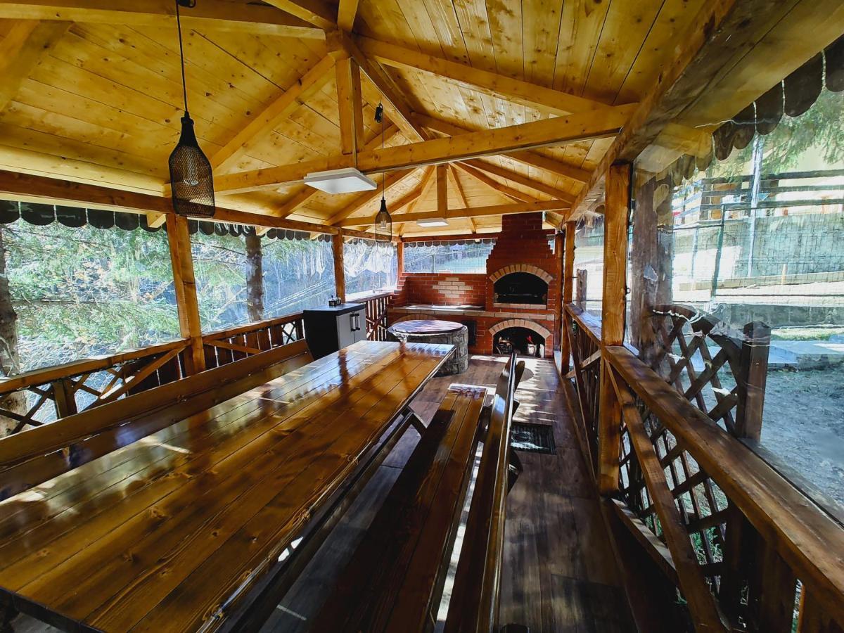Sezatoarea Lupilor Villa Lepşa Kültér fotó