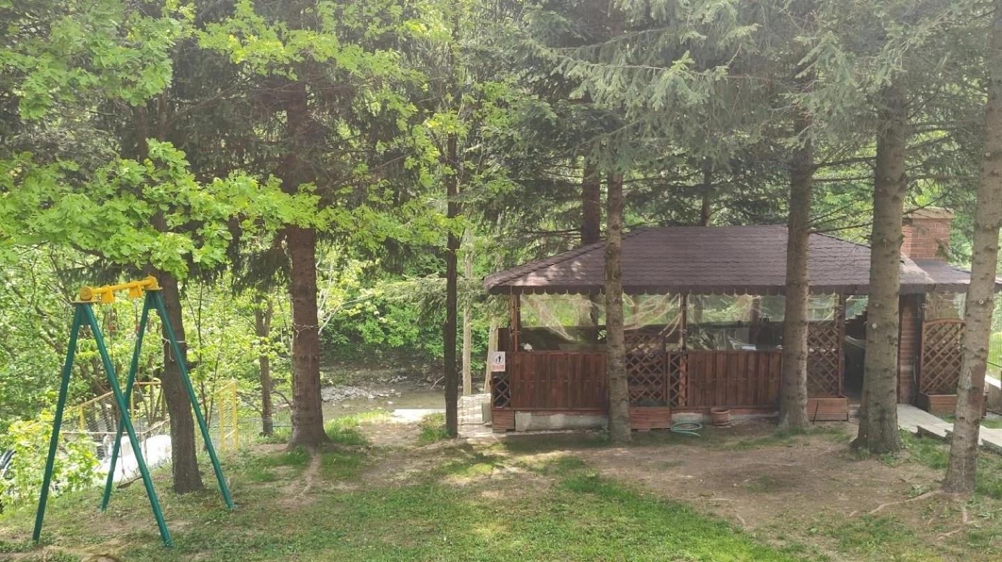 Sezatoarea Lupilor Villa Lepşa Kültér fotó